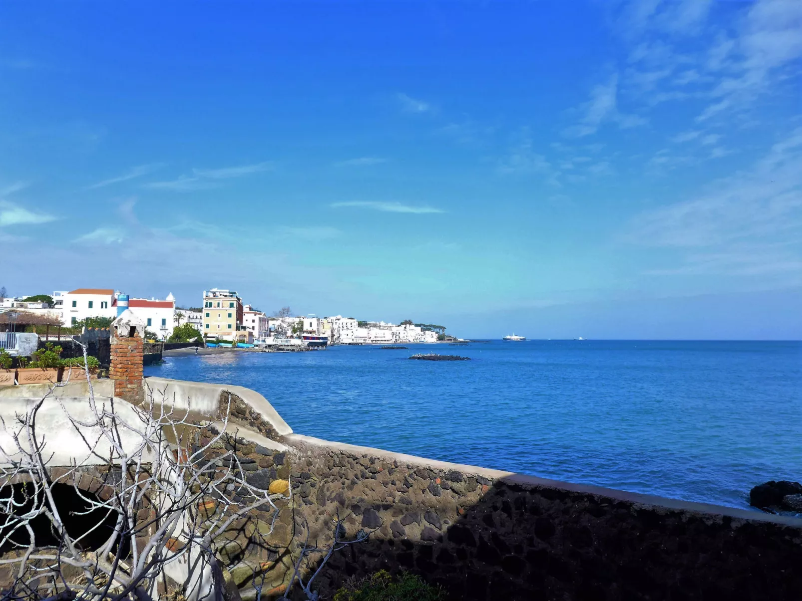Ischia Sea Side-Outside