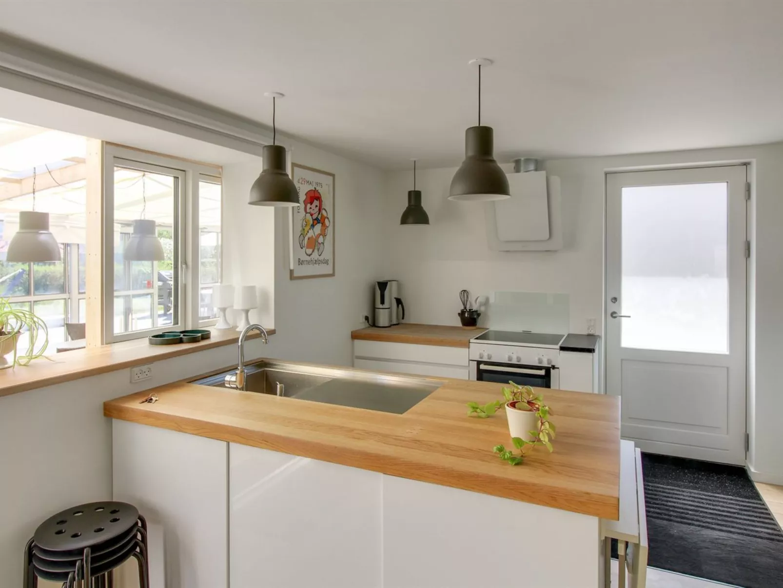 "Erblin" - 250m from the sea-Inside