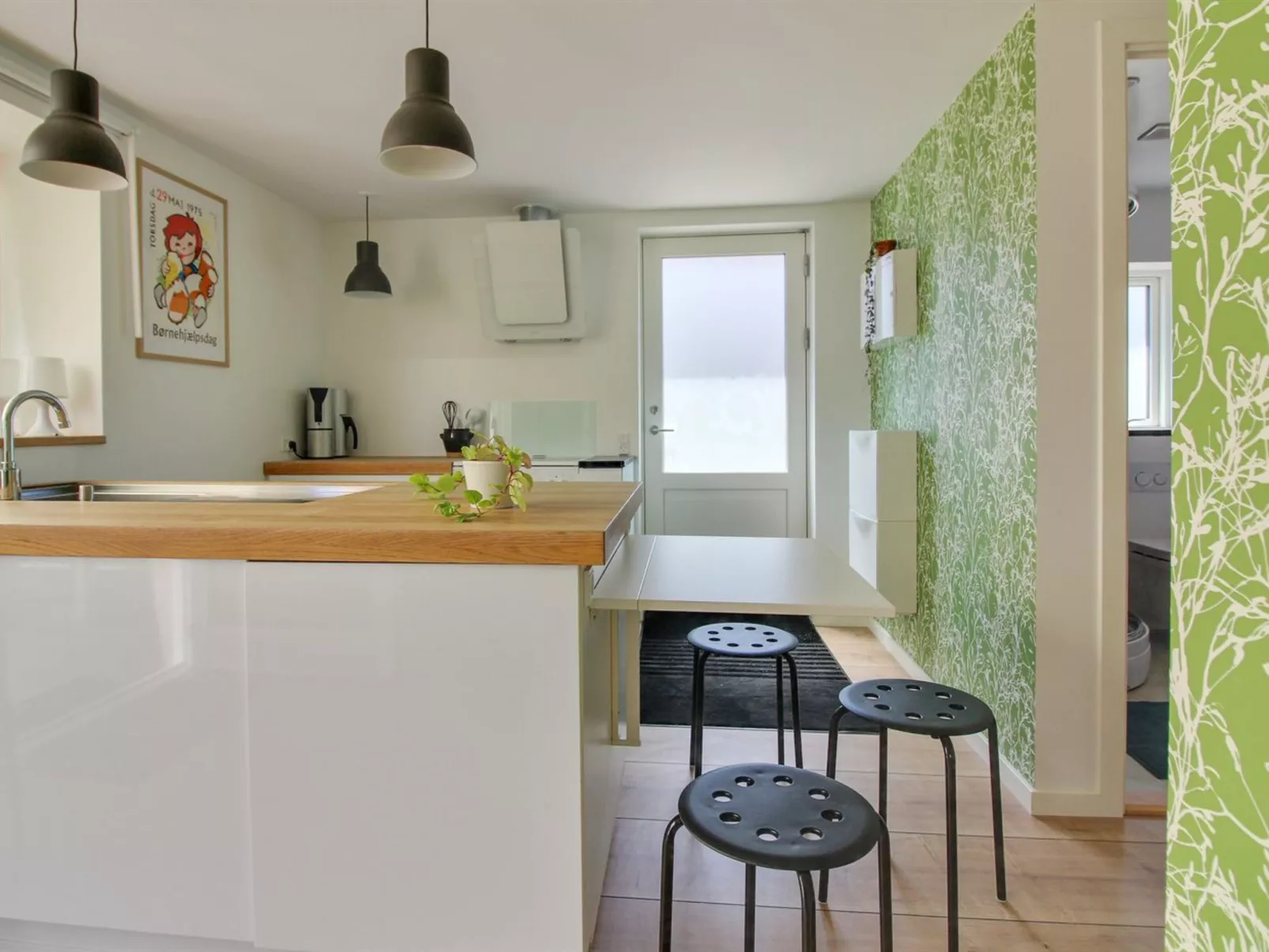 "Erblin" - 250m from the sea-Inside