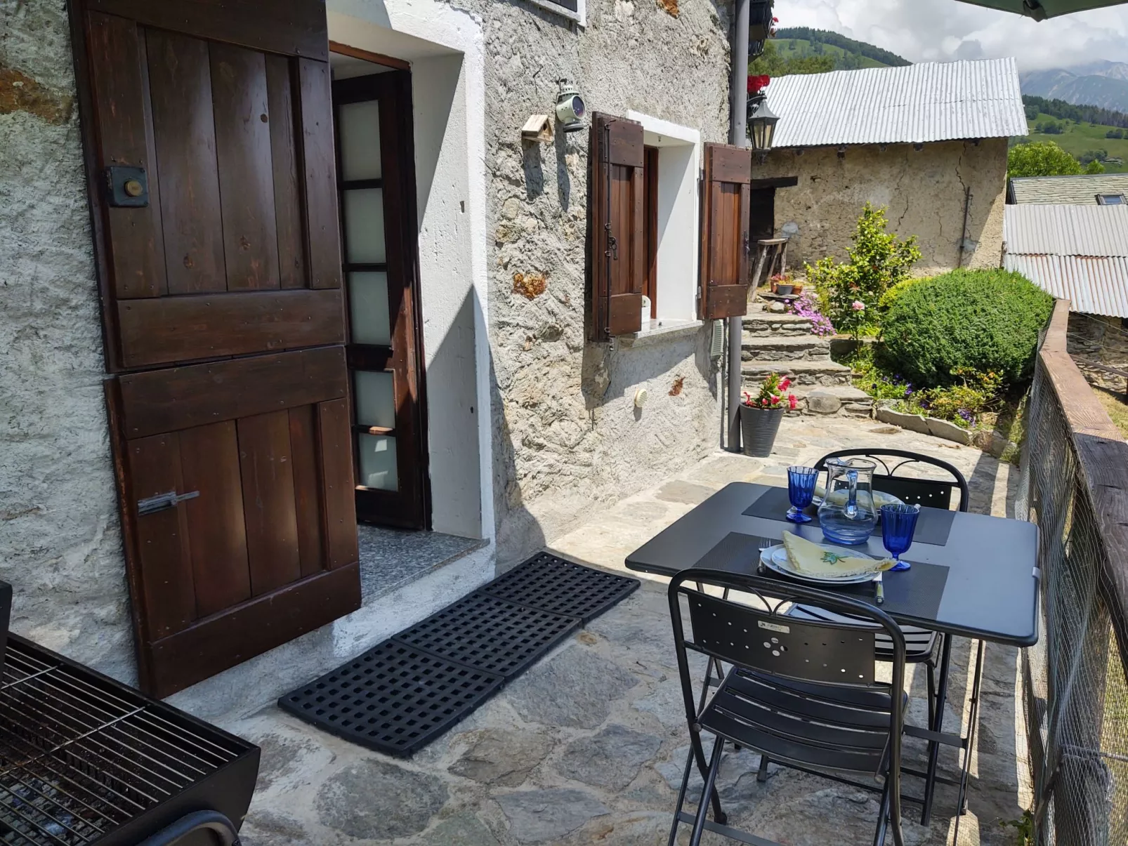 Baita dei Nonni-Outside