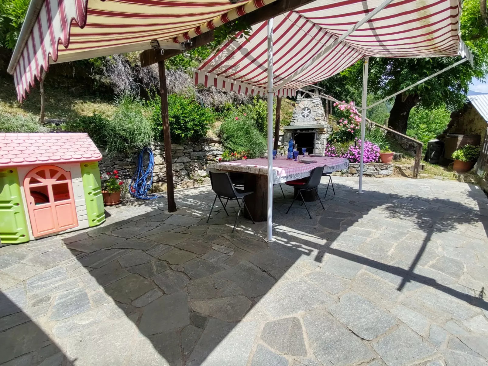 Baita dei Nonni-Outside