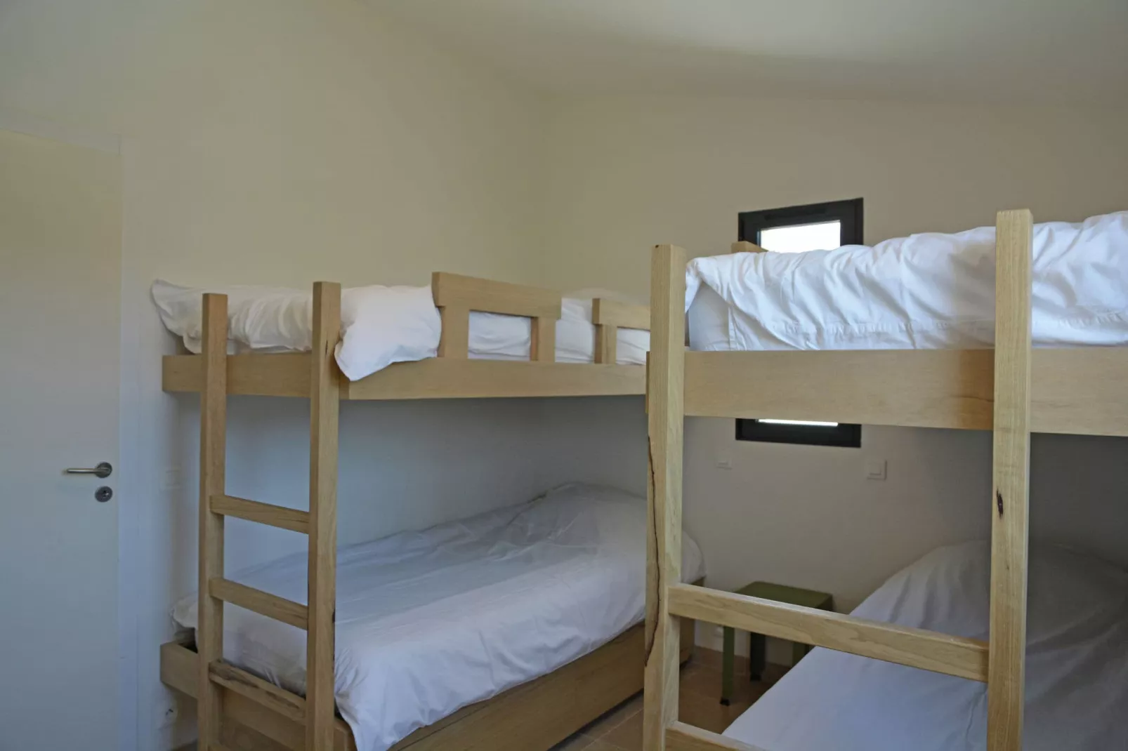 Les Collines-Bedroom