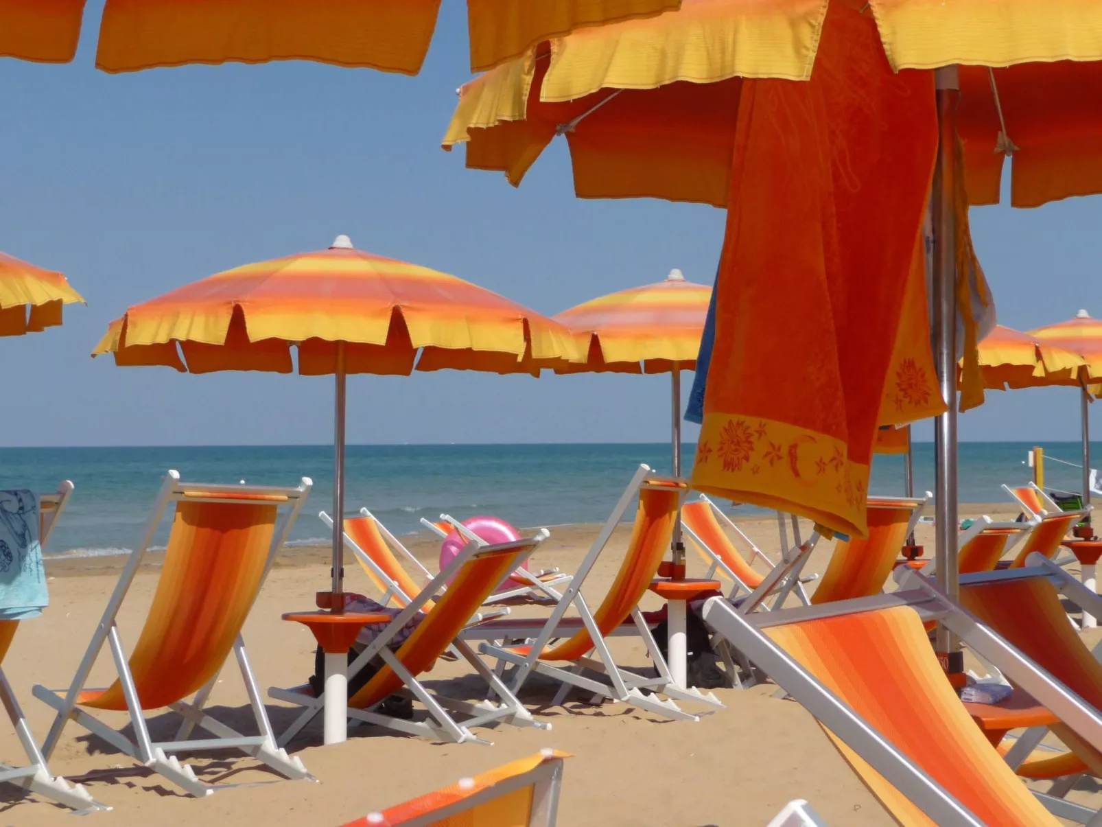 Happy Easy-Dehors