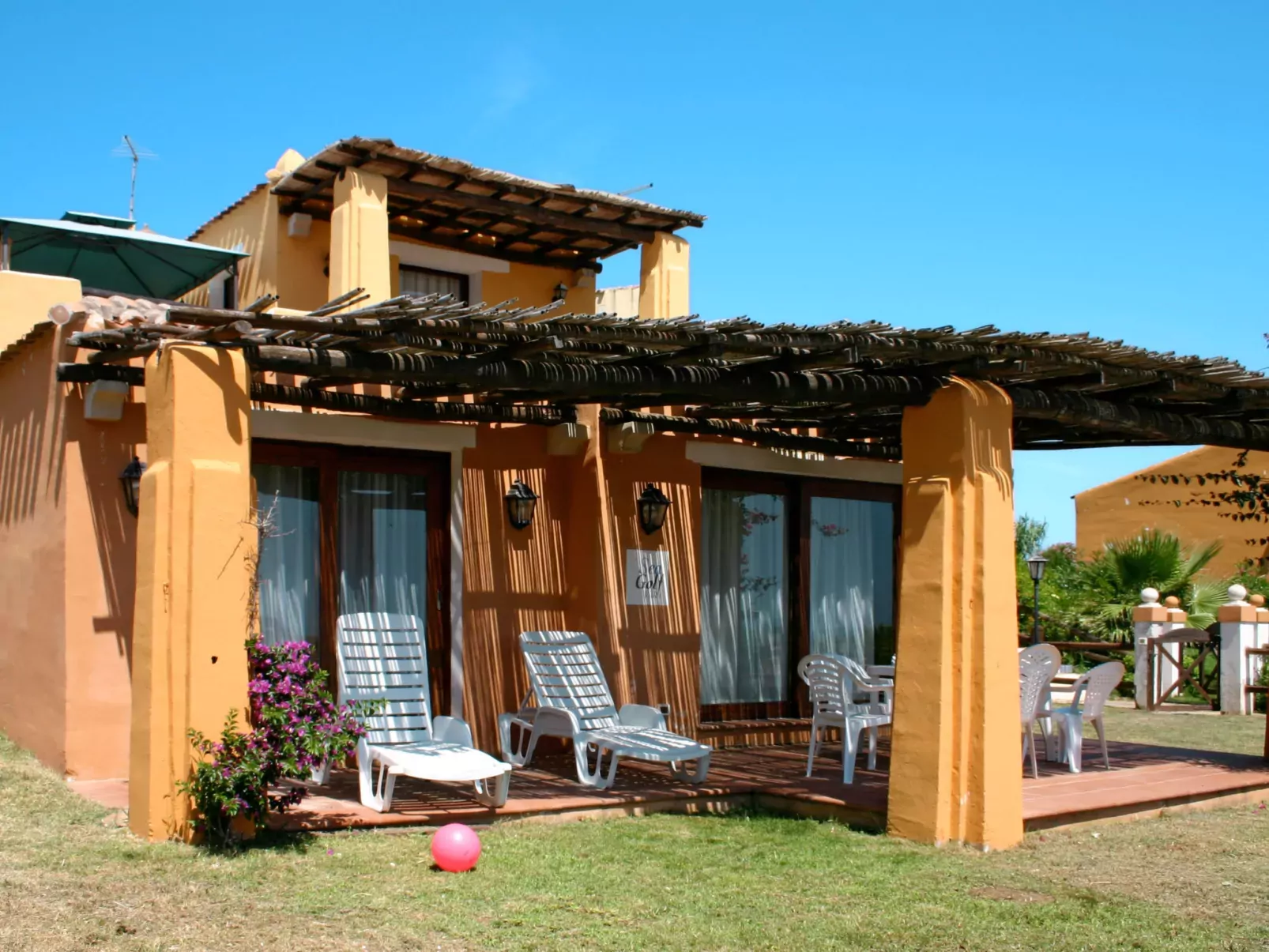 Country Village Sea Villas-Outside