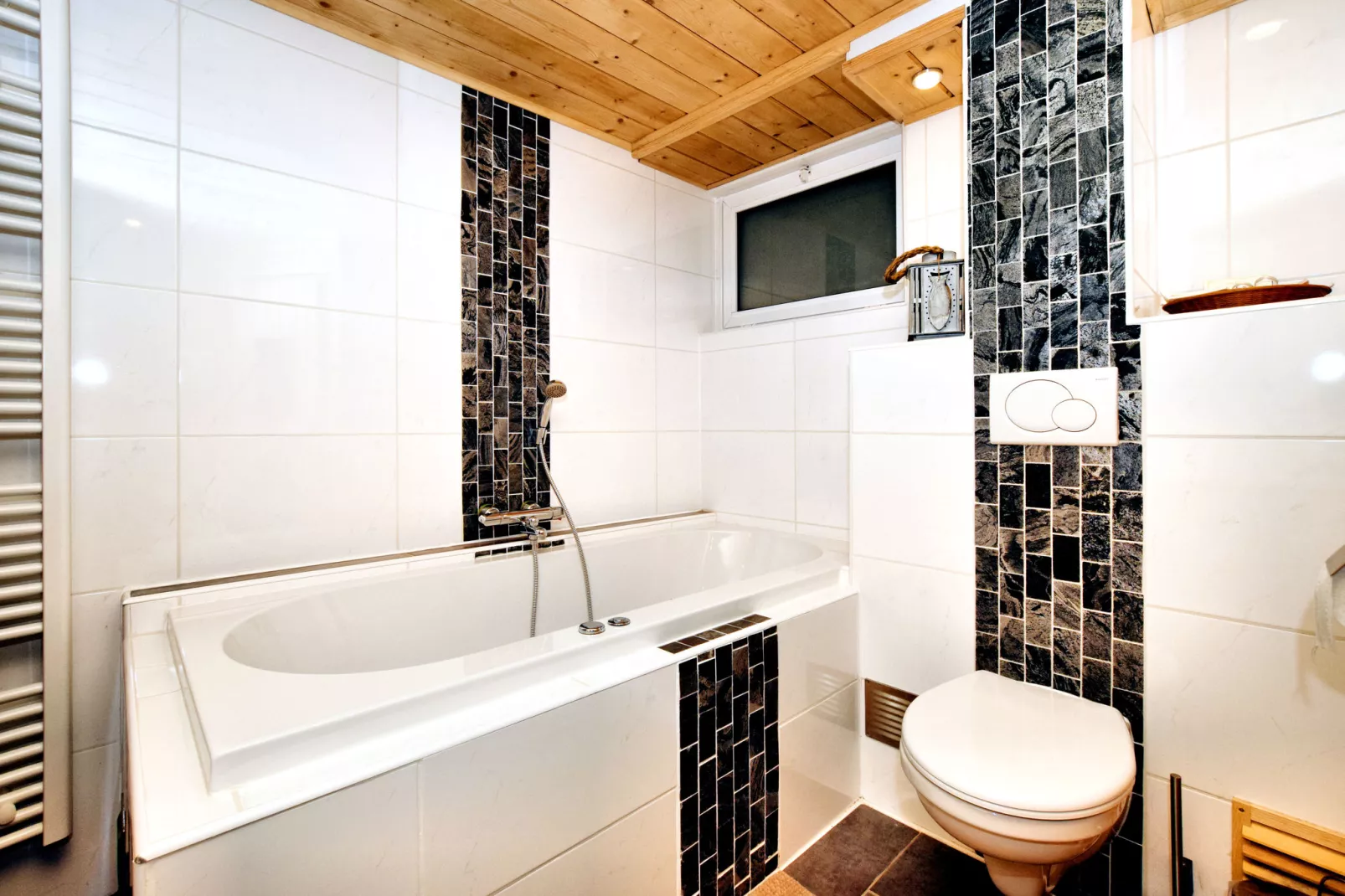 La Sérénité-Bathroom
