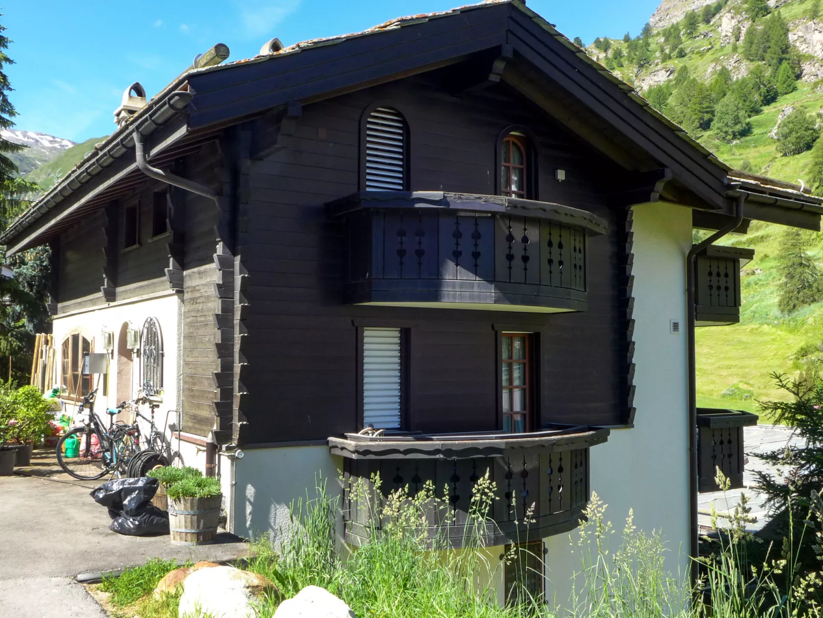 Haus Chatillon-Outside