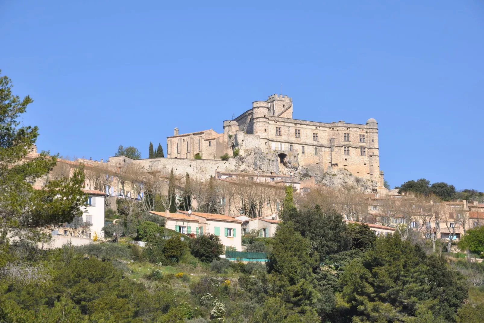 Les Collines-Areas summer 5km
