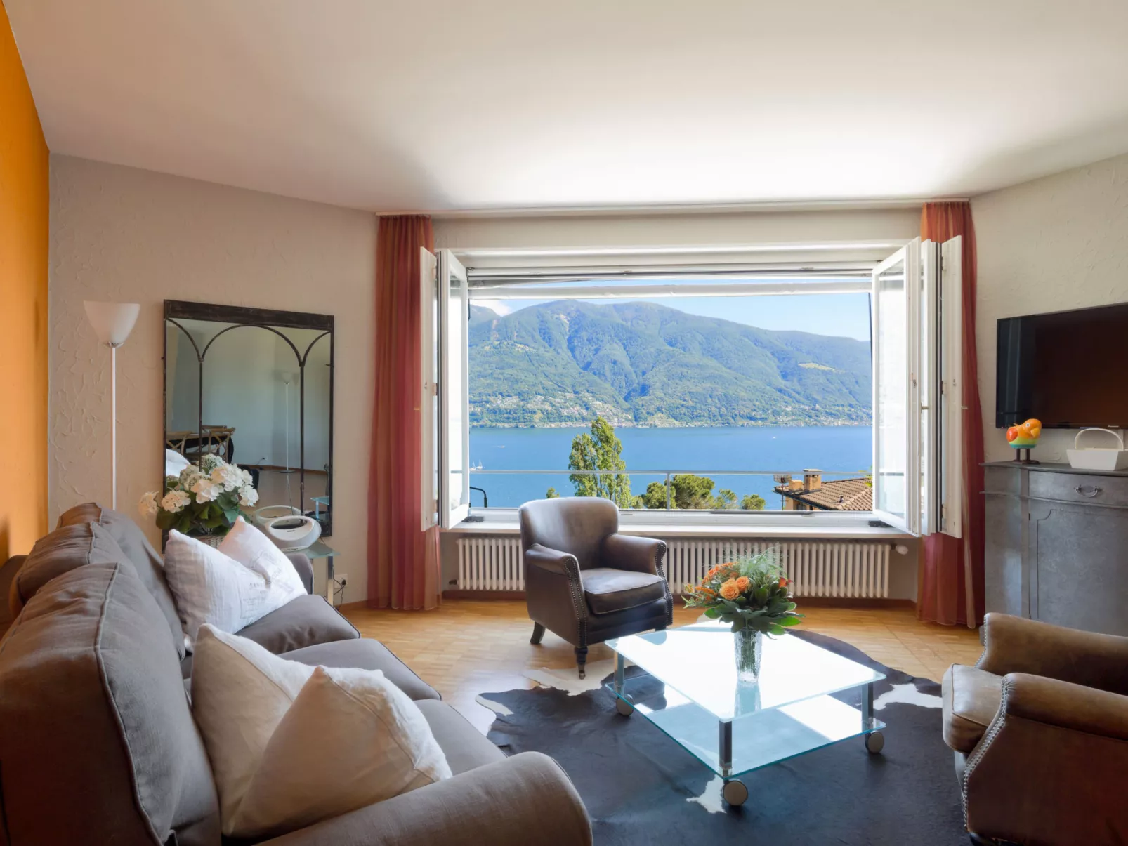 Suite Modern-Inside