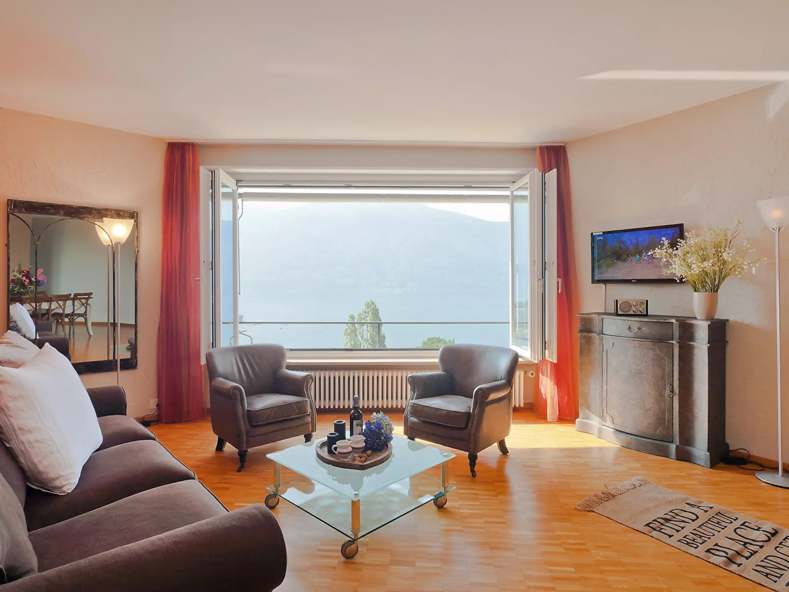 Suite Modern-Inside