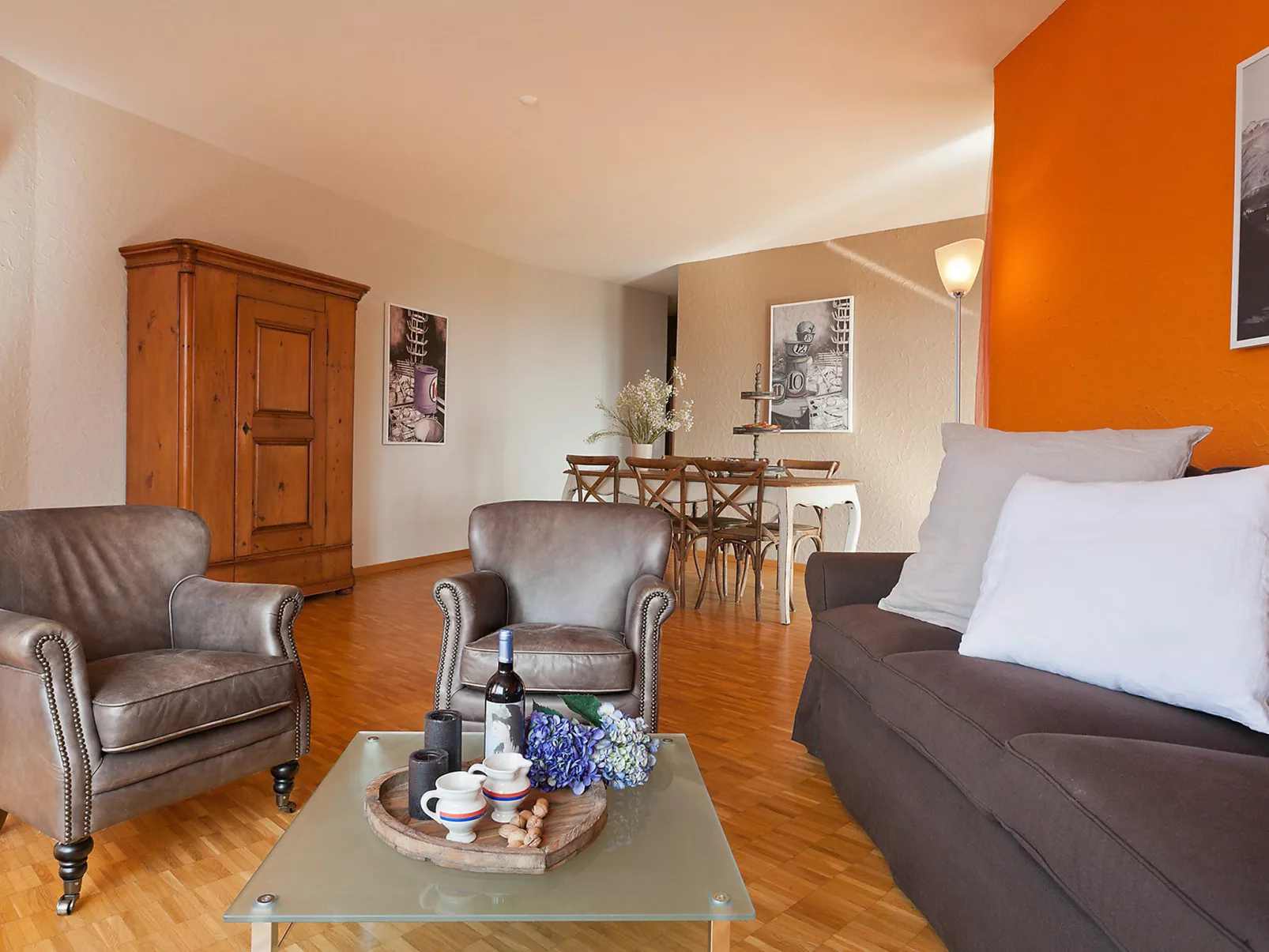 Suite Modern-Inside