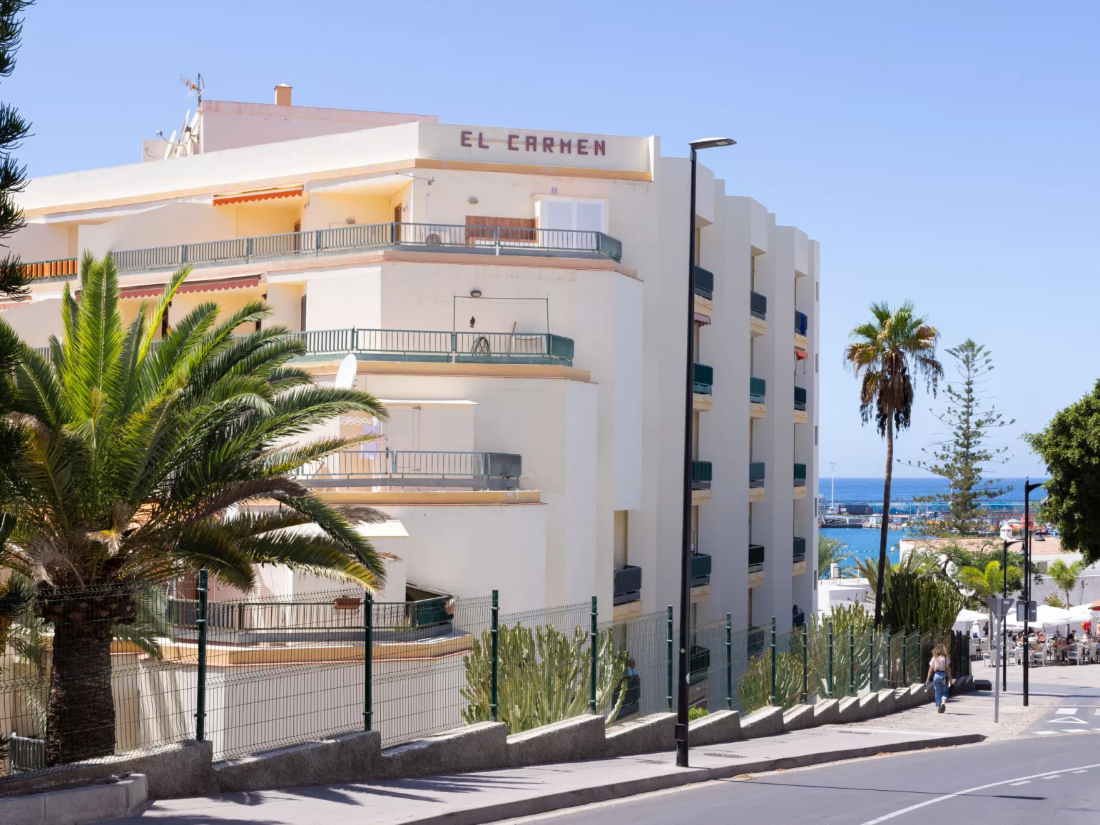 El Carmen-Outside