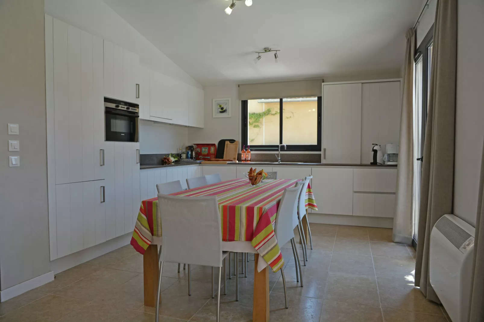 Villa Belle Suzette-Dining room
