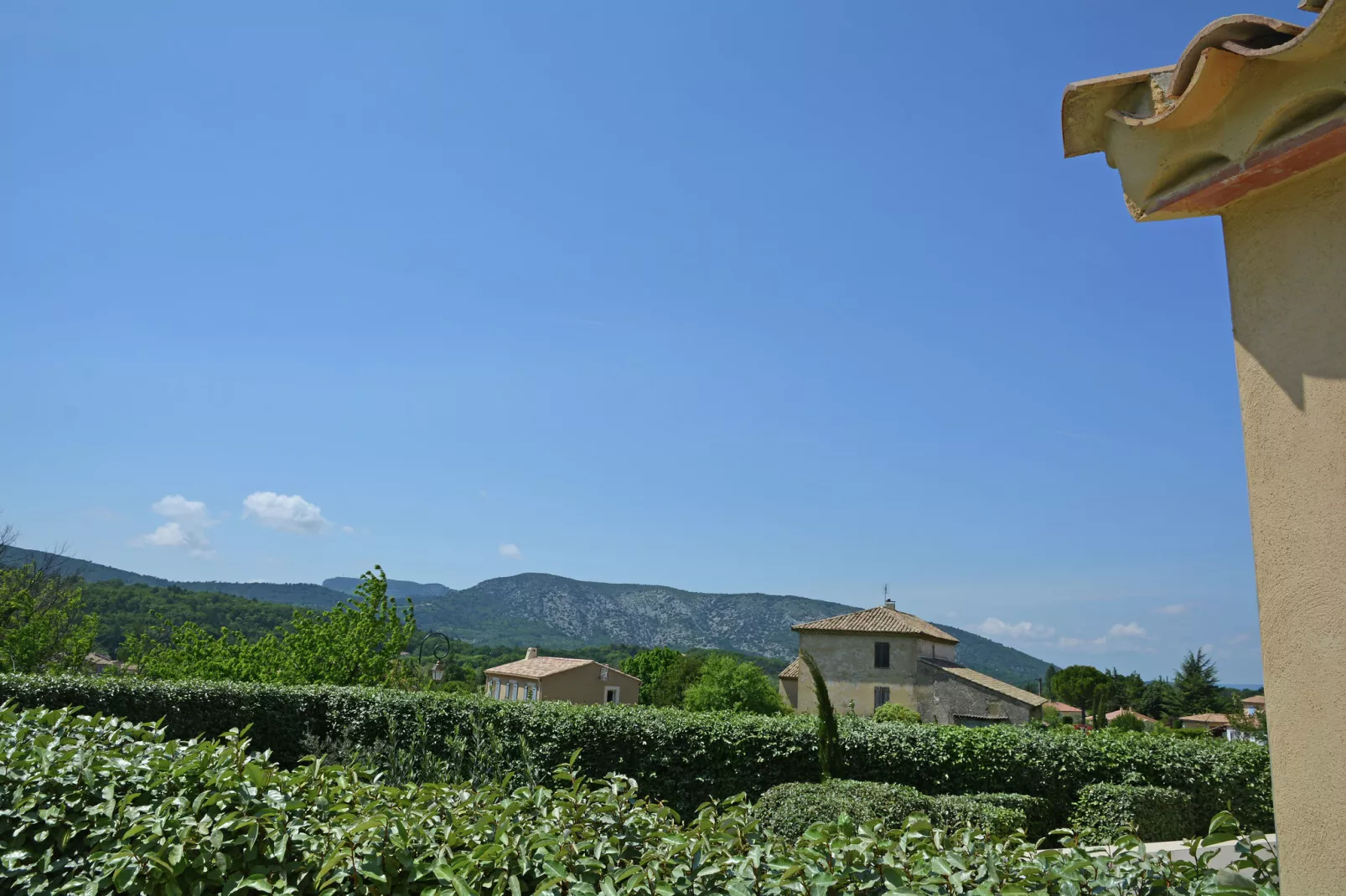 Villa Belle Suzette-View summer