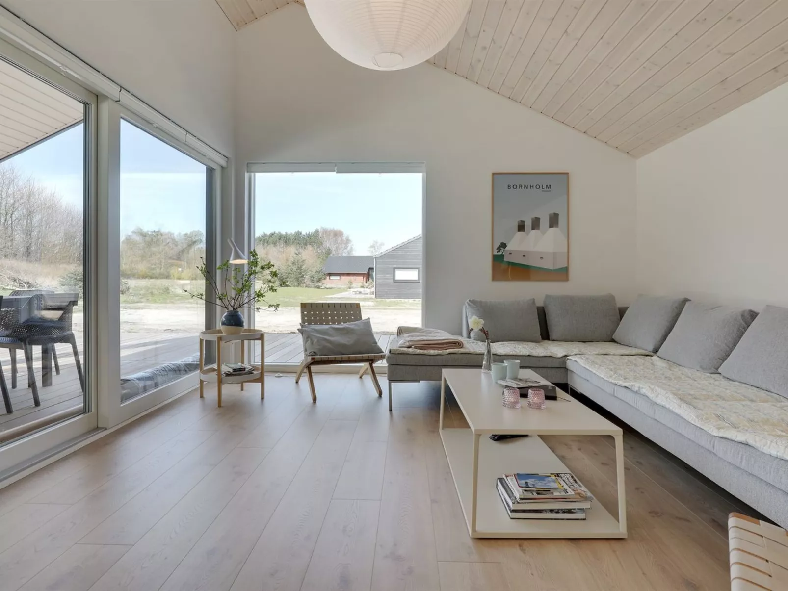 "Oke" - 350m from the sea-Inside