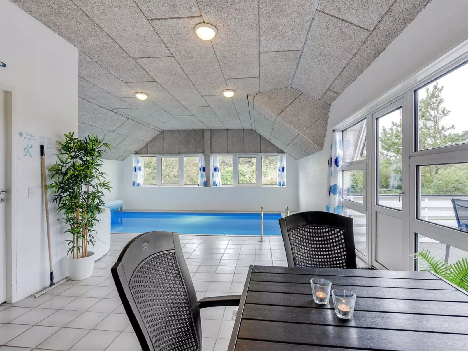 "Sylvi" - 1.7km from the sea