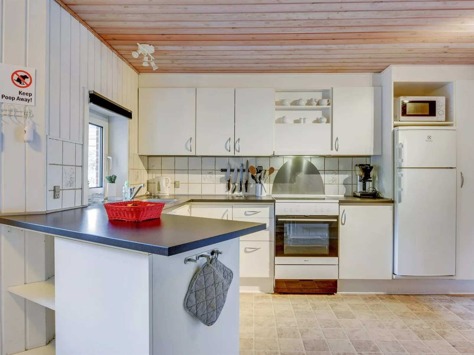 "Sylvi" - 1.7km from the sea-Drinnen