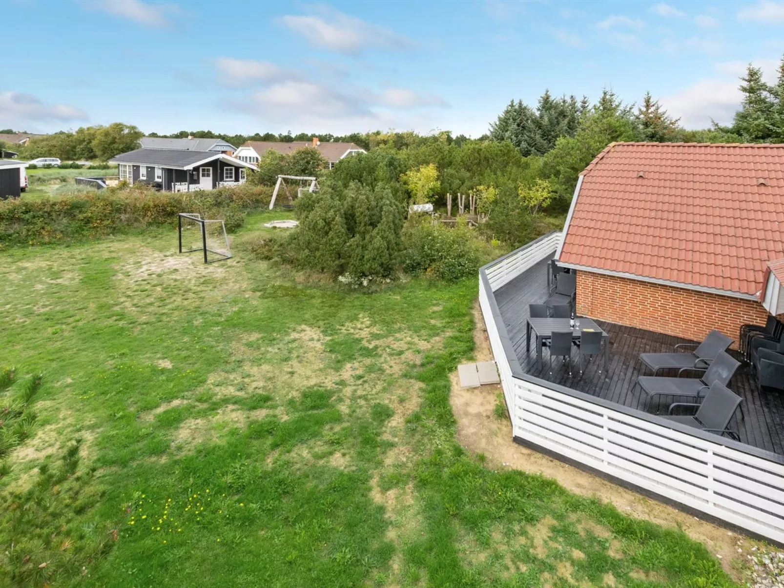 "Sylvi" - 1.7km from the sea-Draußen