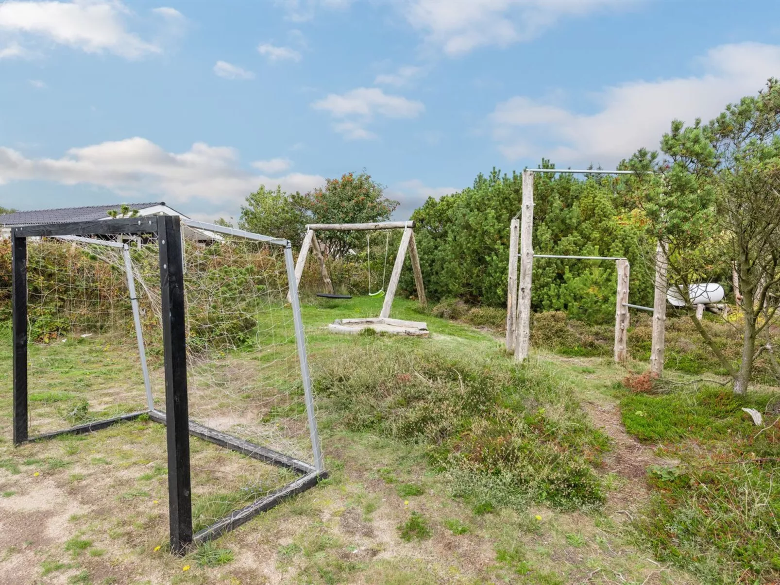 "Sylvi" - 1.7km from the sea-Draußen