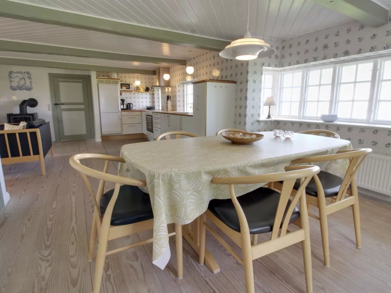 "Ingulf" - 18km from the sea-Inside