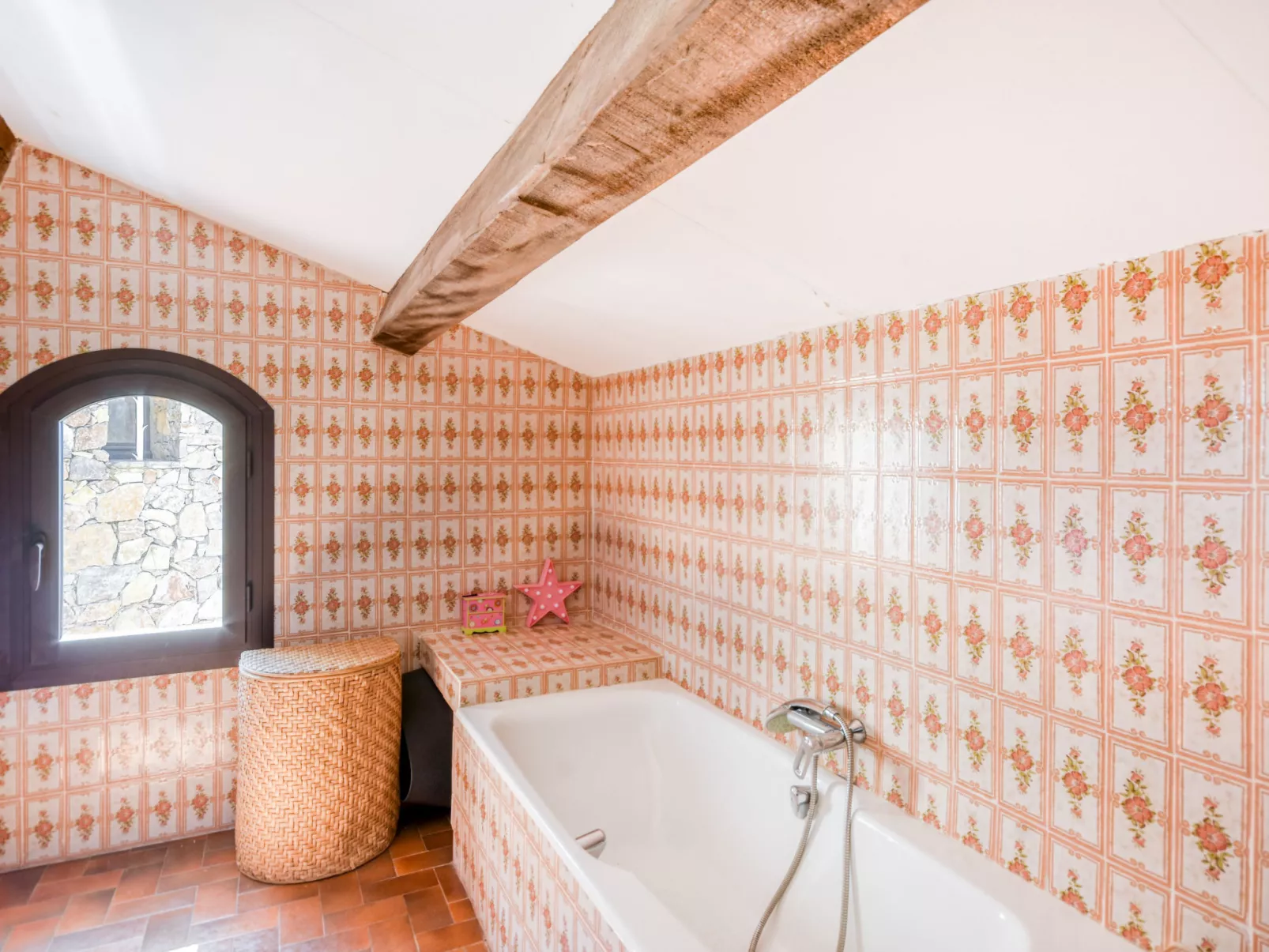 Les Baux Rouges-Inside