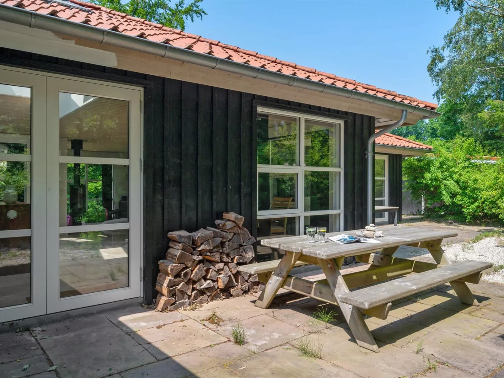 "Elline" - 450m from the sea-Outside