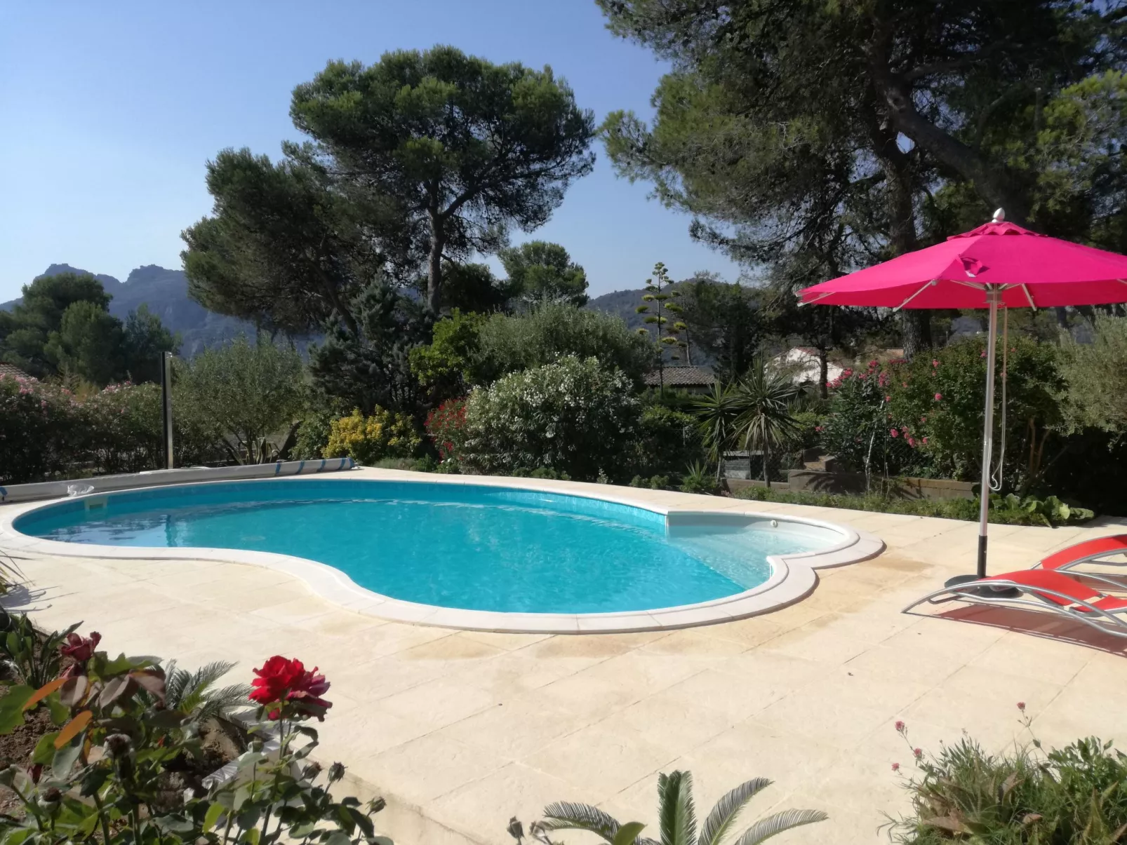 Les Hauts de Palayson-Outside