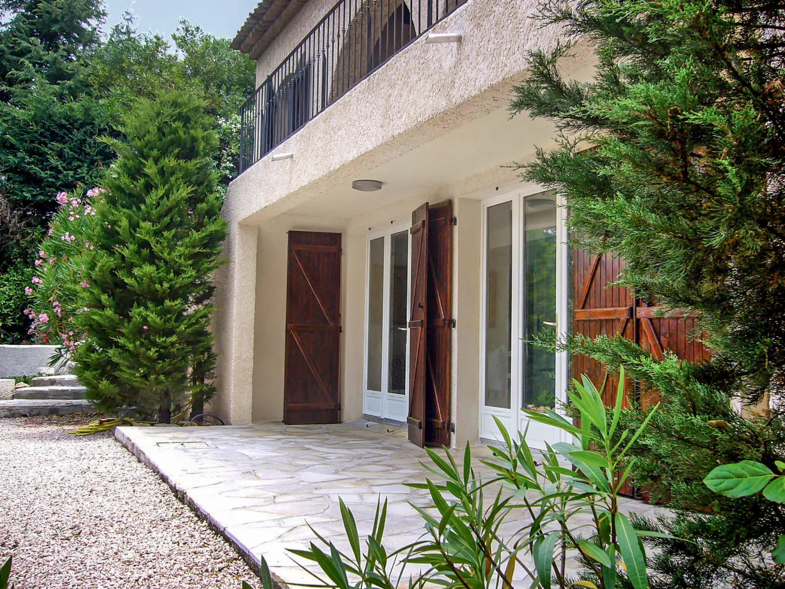 Les Collines de valescure-Outside