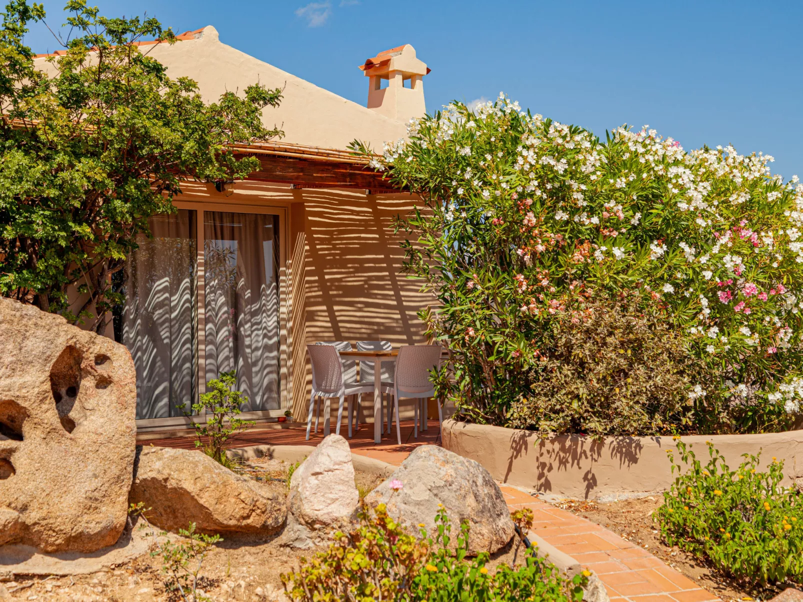 Villa 6 - Lu Nibareddu-Outside