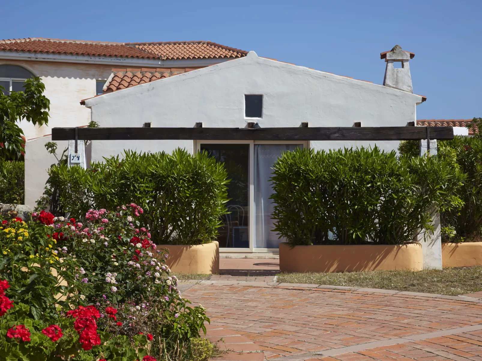 Villa 6 - Lu Nibareddu-Outside
