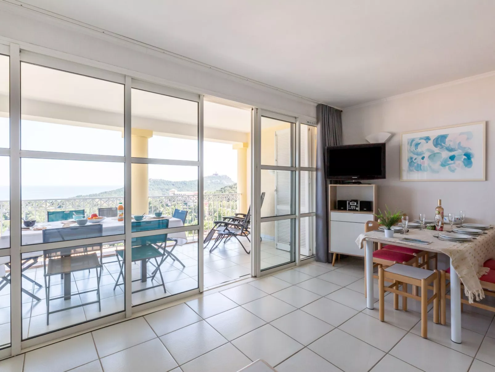 Les Bastides (O4 259)-Dedans