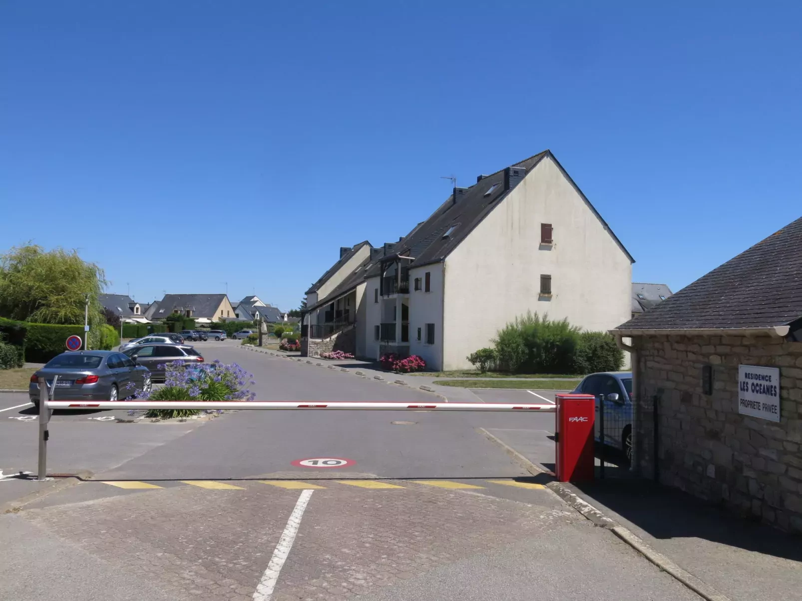 Belle vue Mer et Piscine-Outside