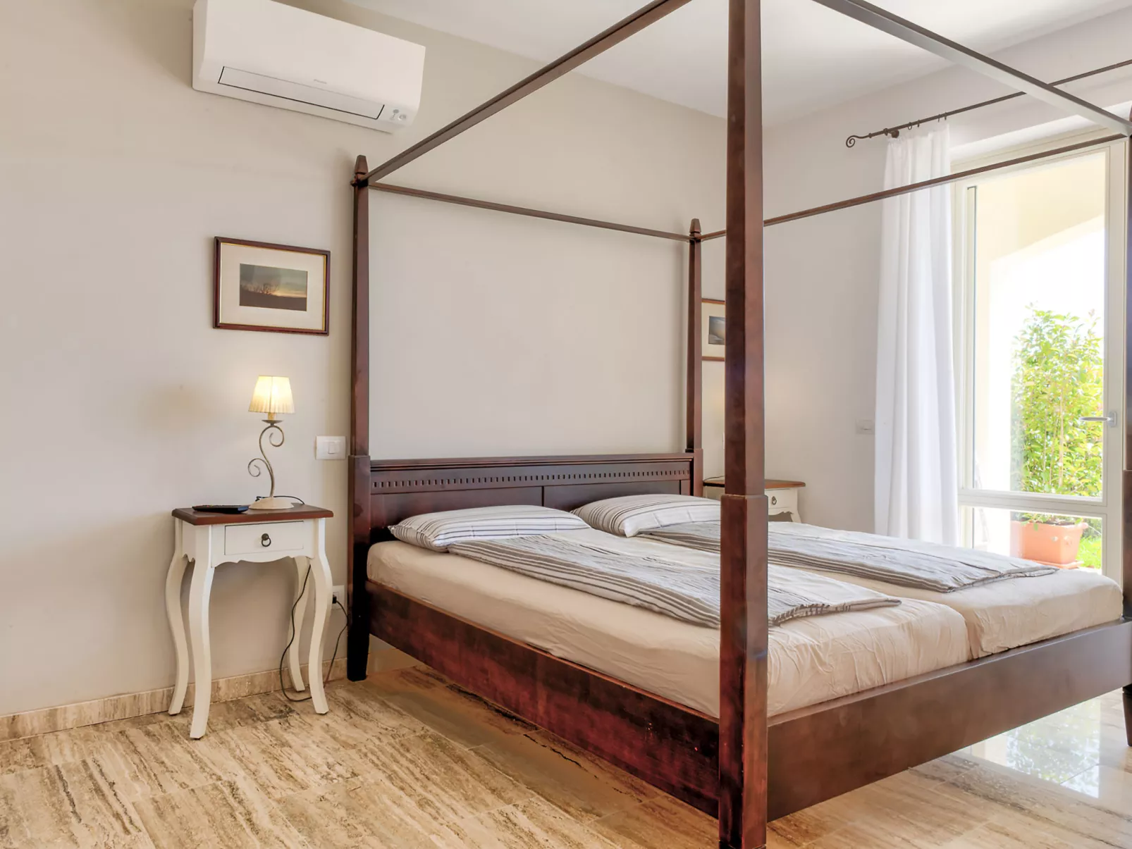 Villa di Sogno-Dedans