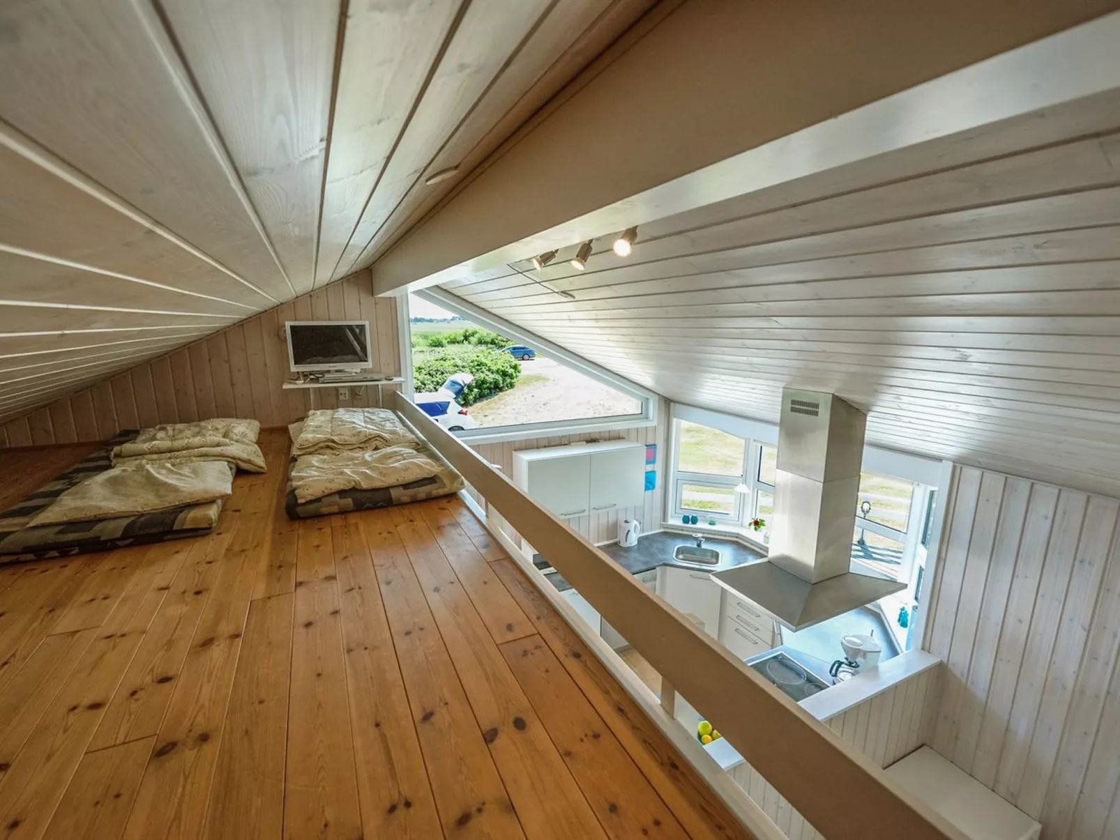 "Chrisse" - 550m from the sea-Outside