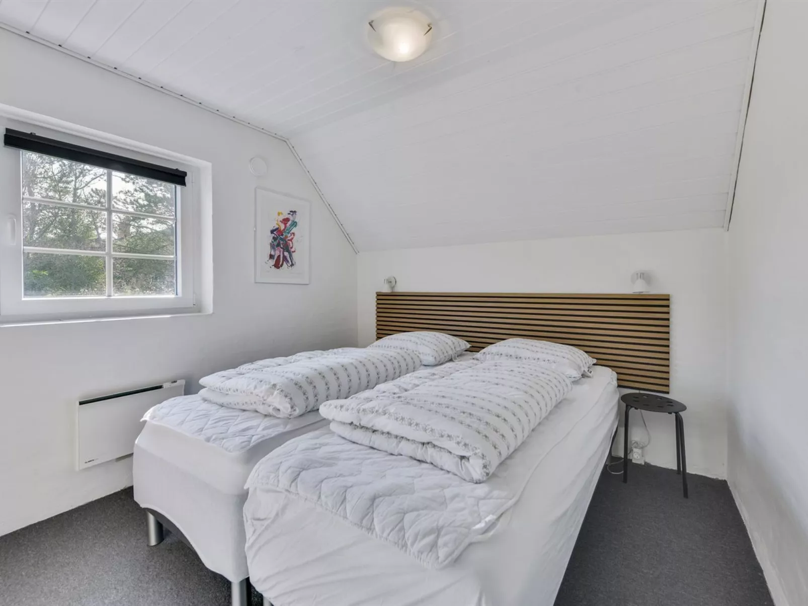 "Aane" - 1.8km from the sea-Inside