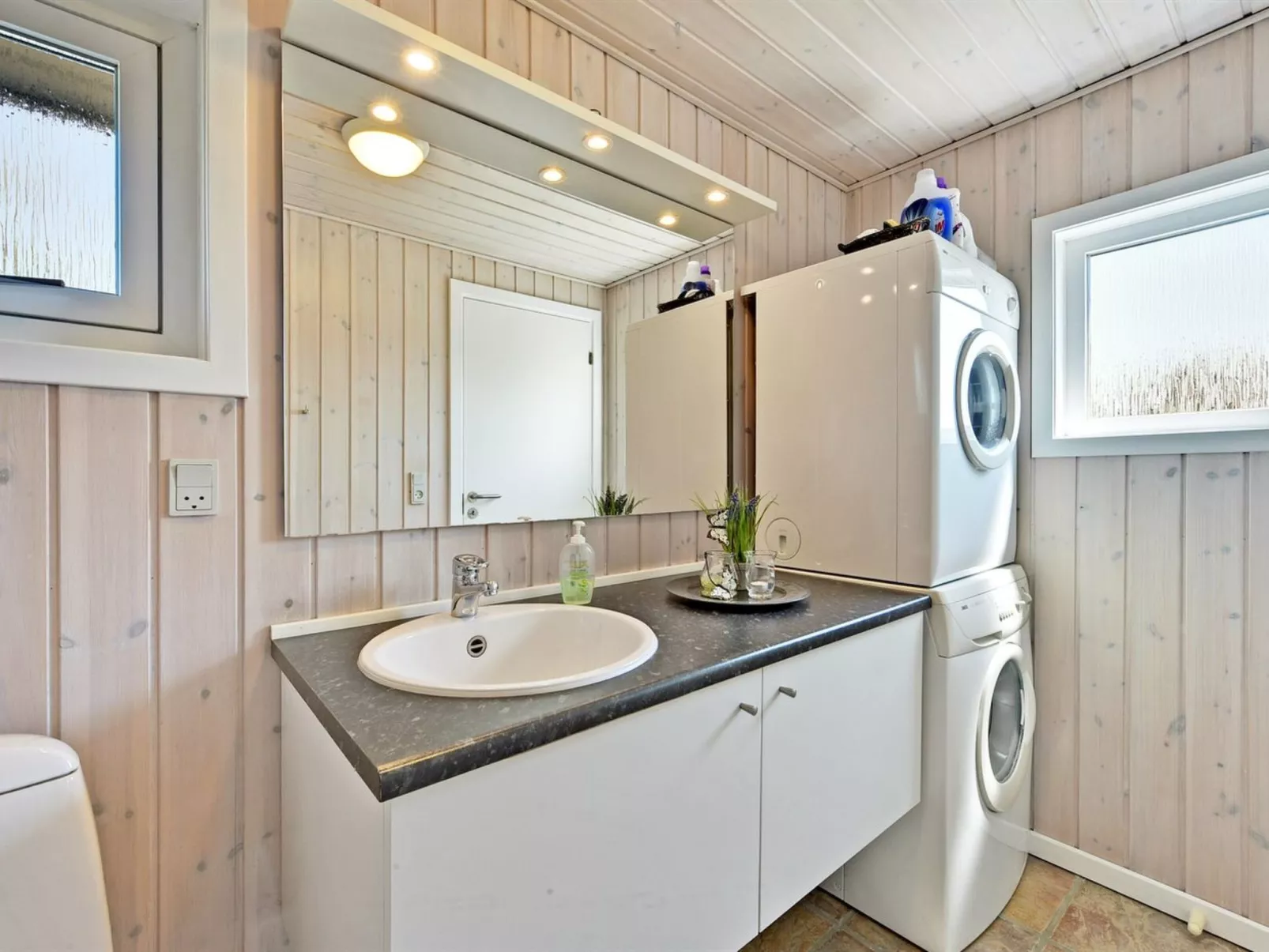 "Chrisse" - 550m from the sea-Inside