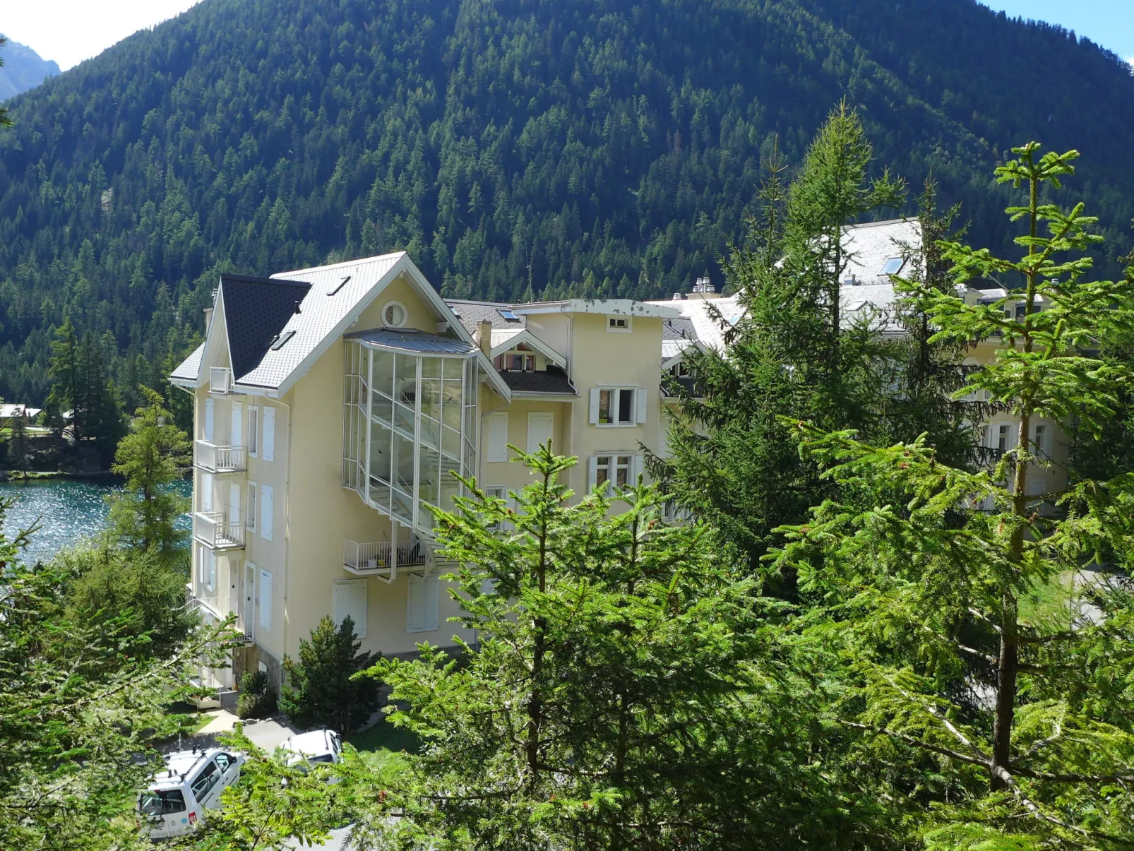 Alpes et Lac 2-Outside
