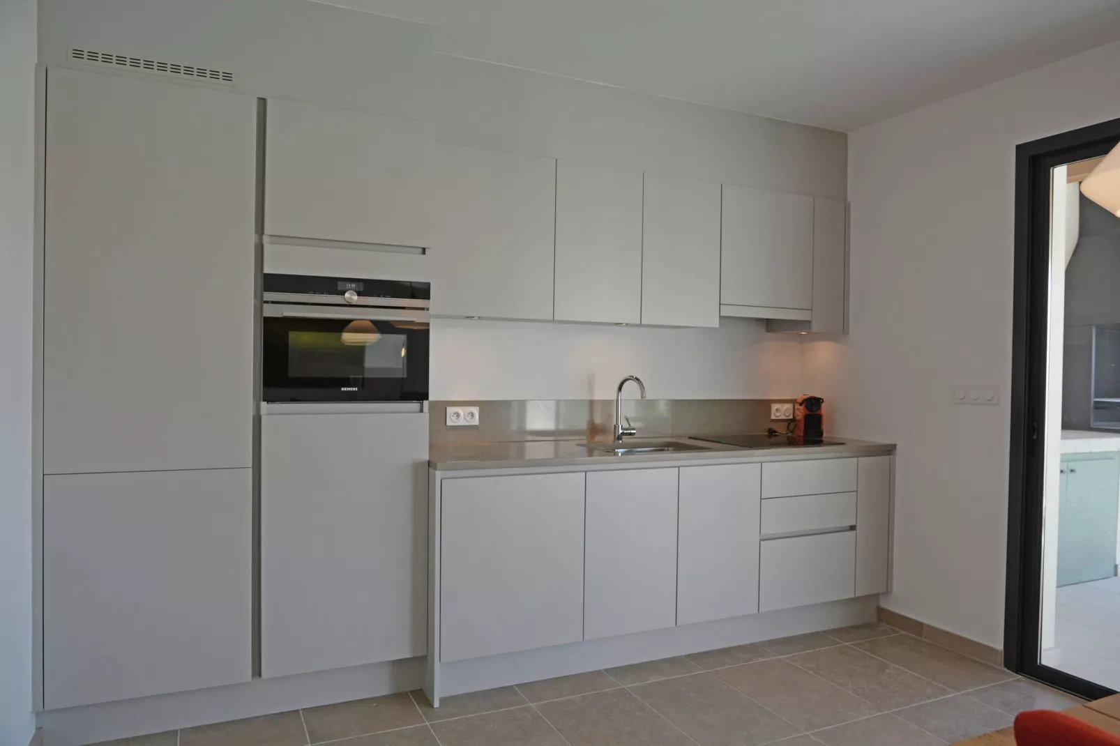 Villa Les Arts-Kitchen