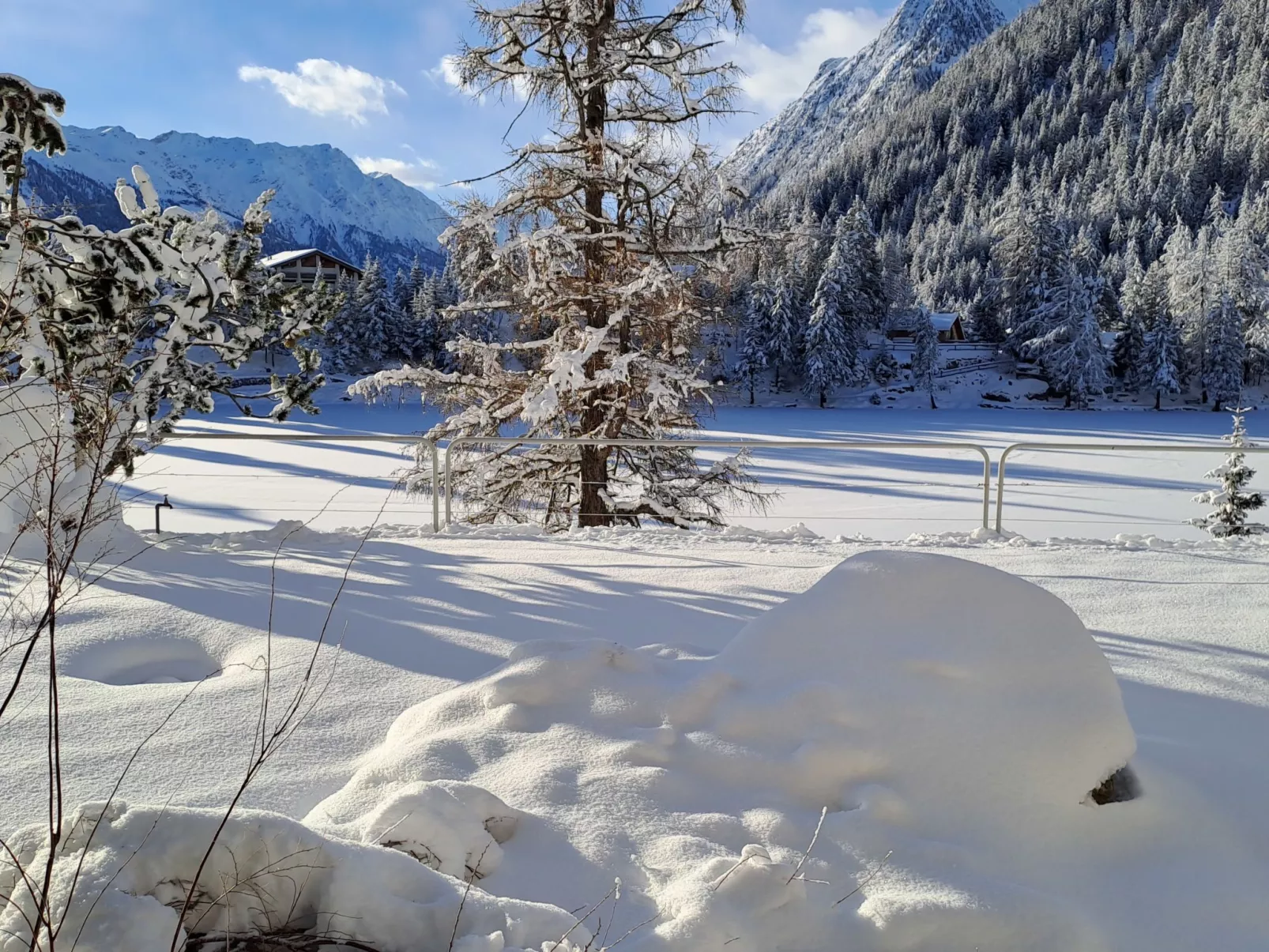 Alpes et Lac 2-Outside