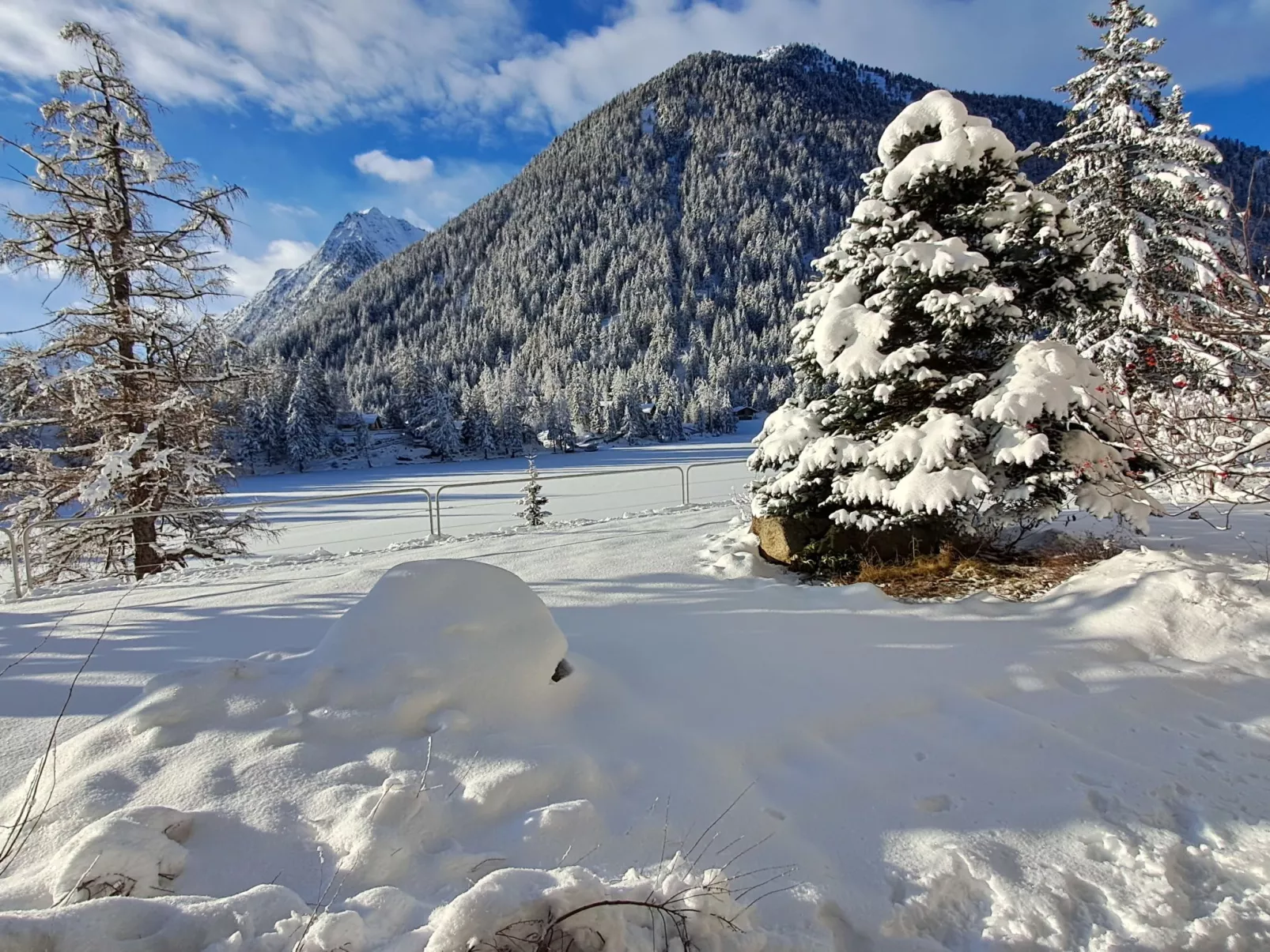 Alpes et Lac 2-Outside