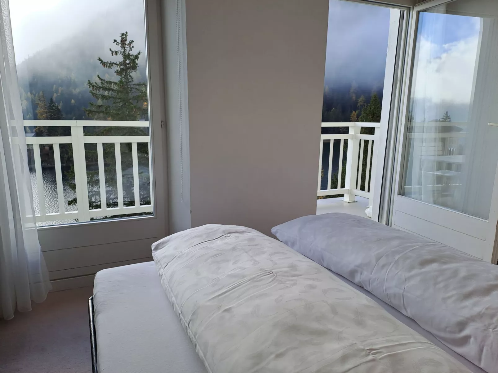 Alpes et Lac 40-Inside