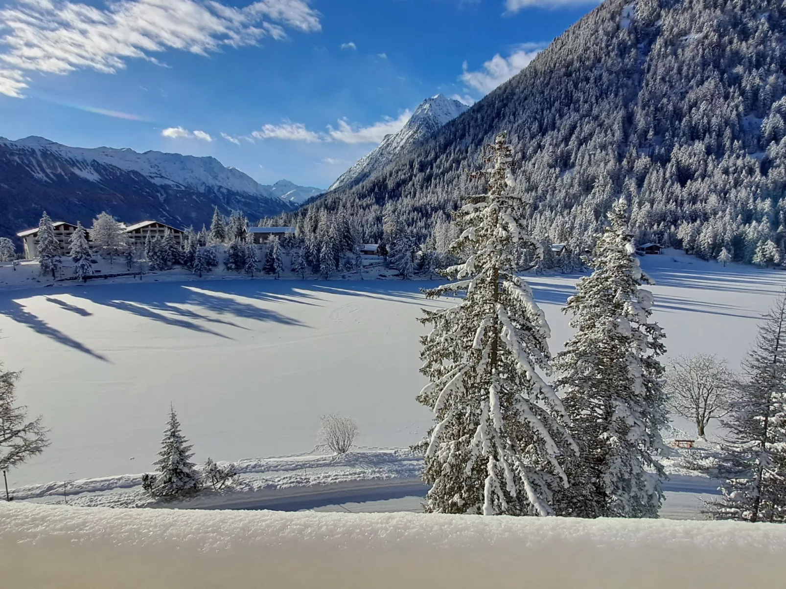 Alpes et Lac 40-Outside