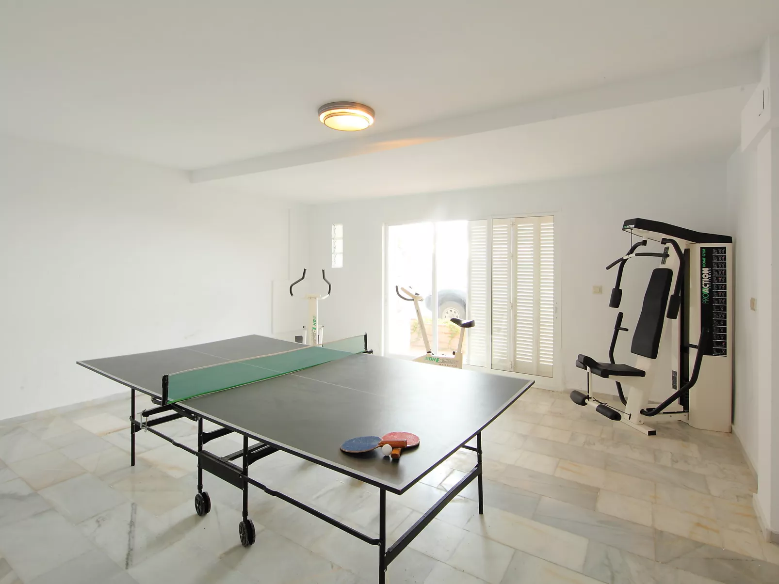 Villa Mimosa-Inside