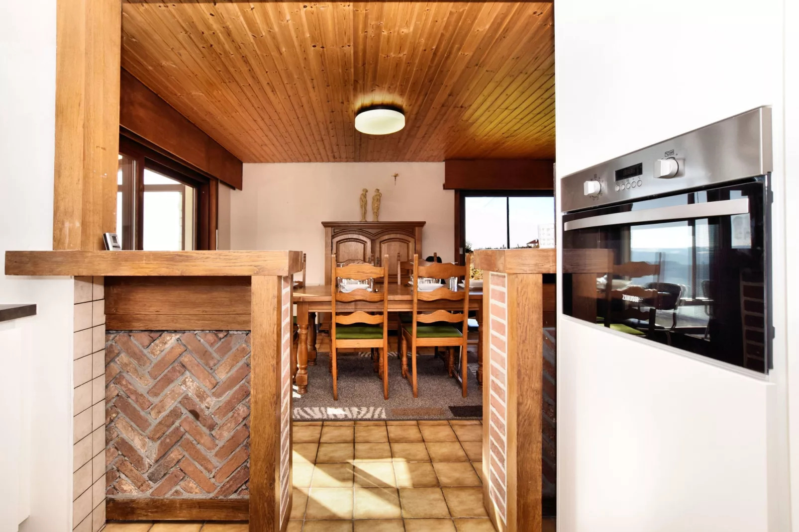 Le Sanglier-Kitchen
