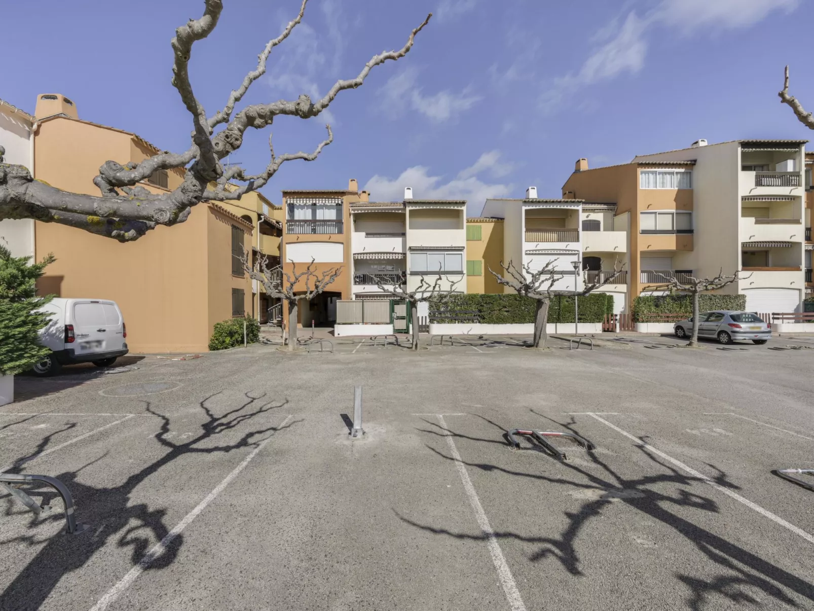 Camargue Village-Outside