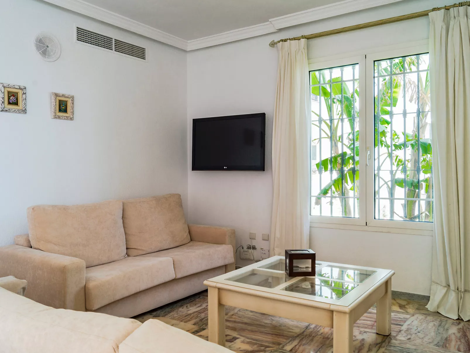 Mijas Beach-Inside