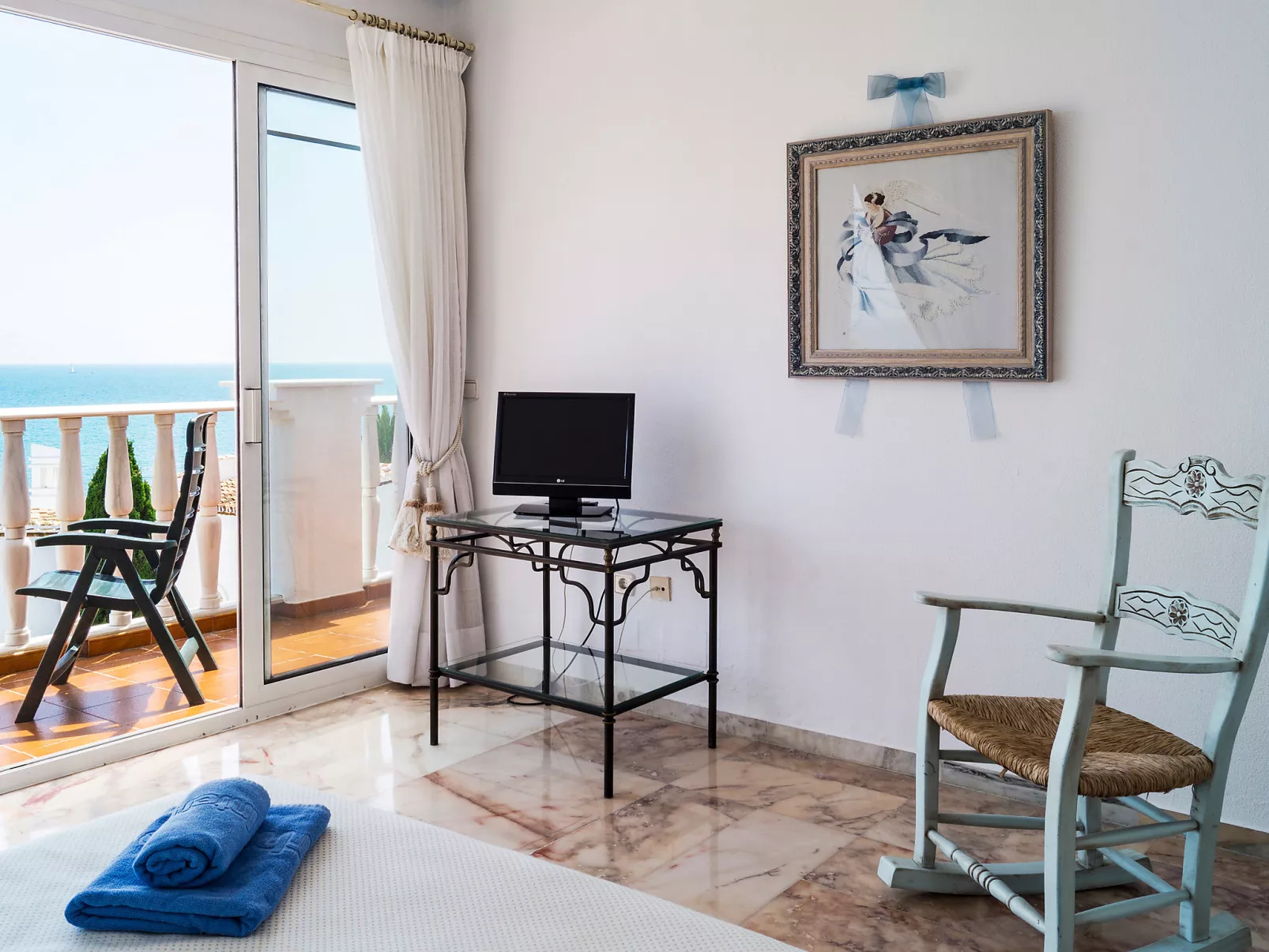 Mijas Beach-Inside