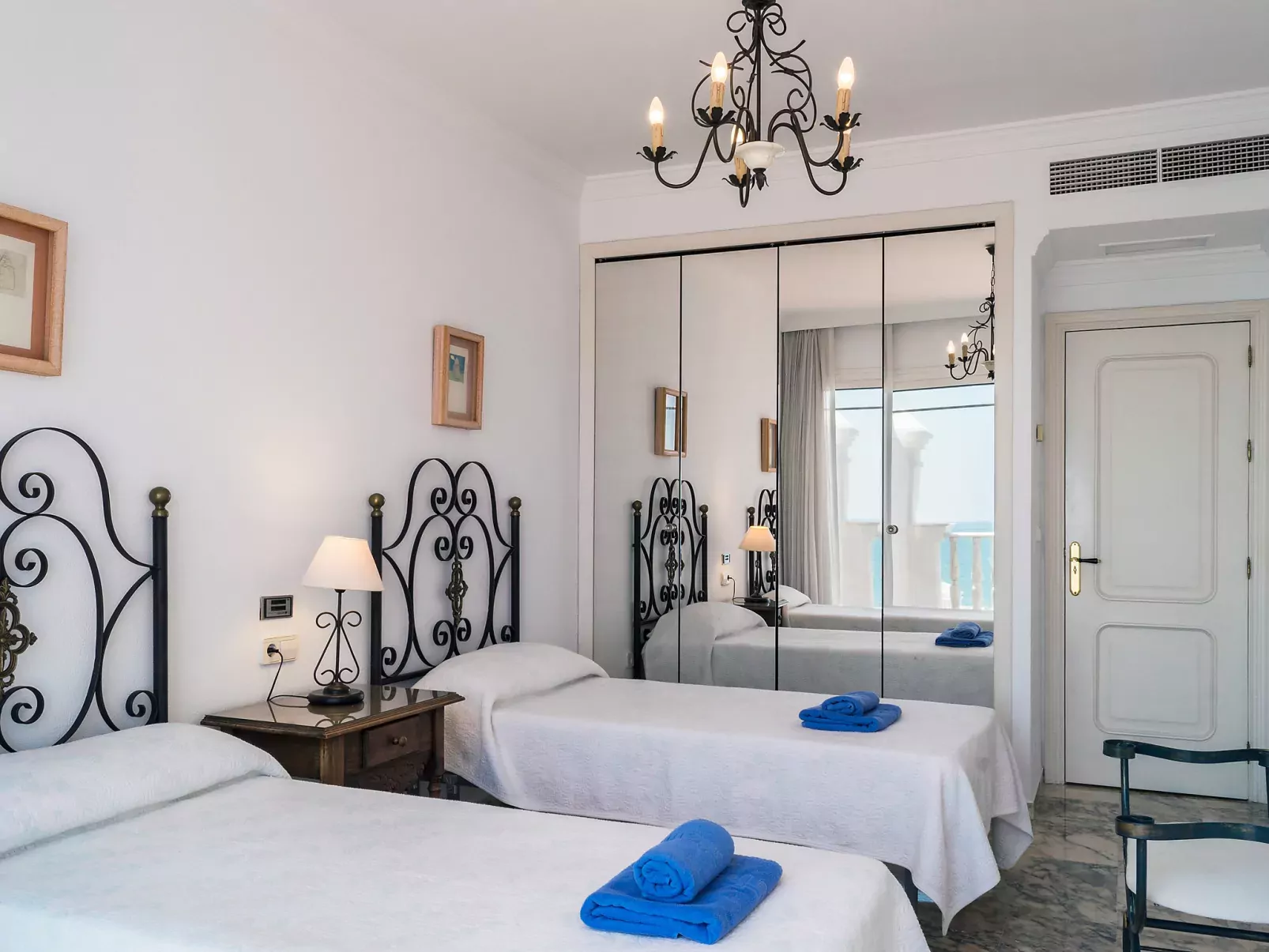 Mijas Beach-Inside