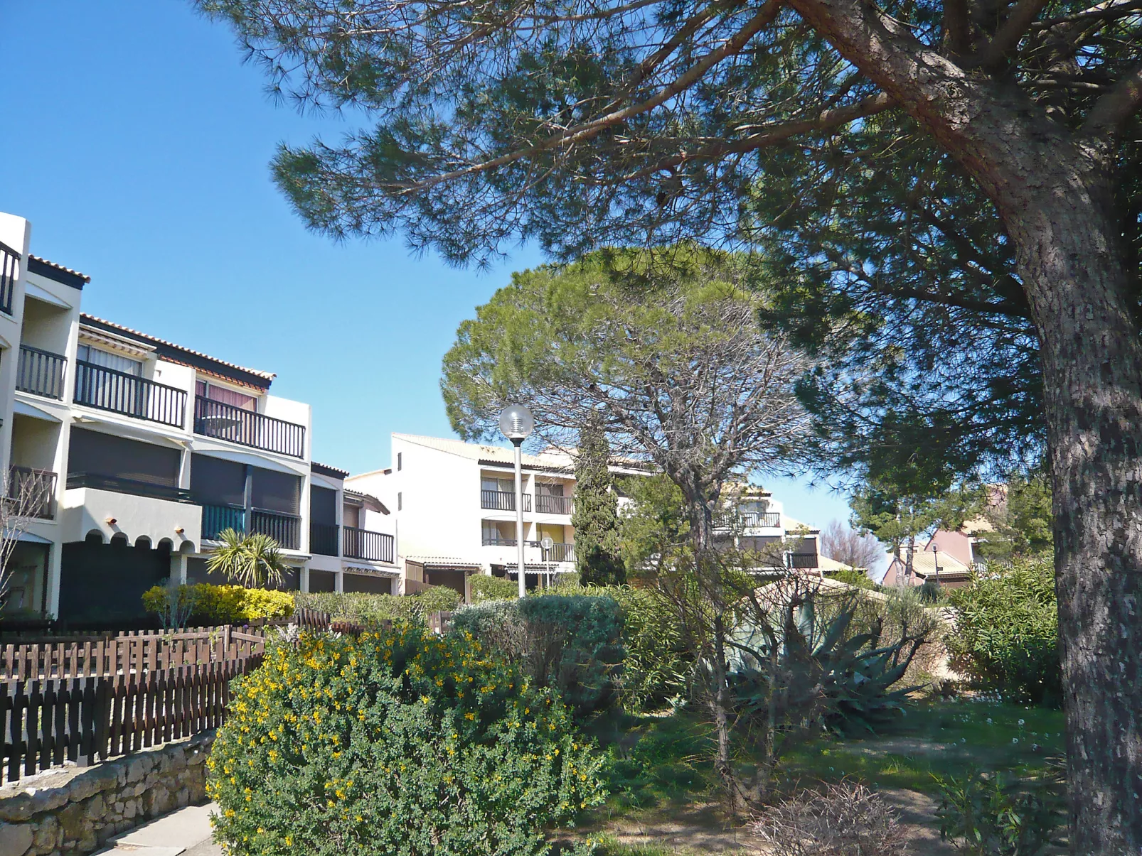 Les Eaux Vives 1 & 2-Outside