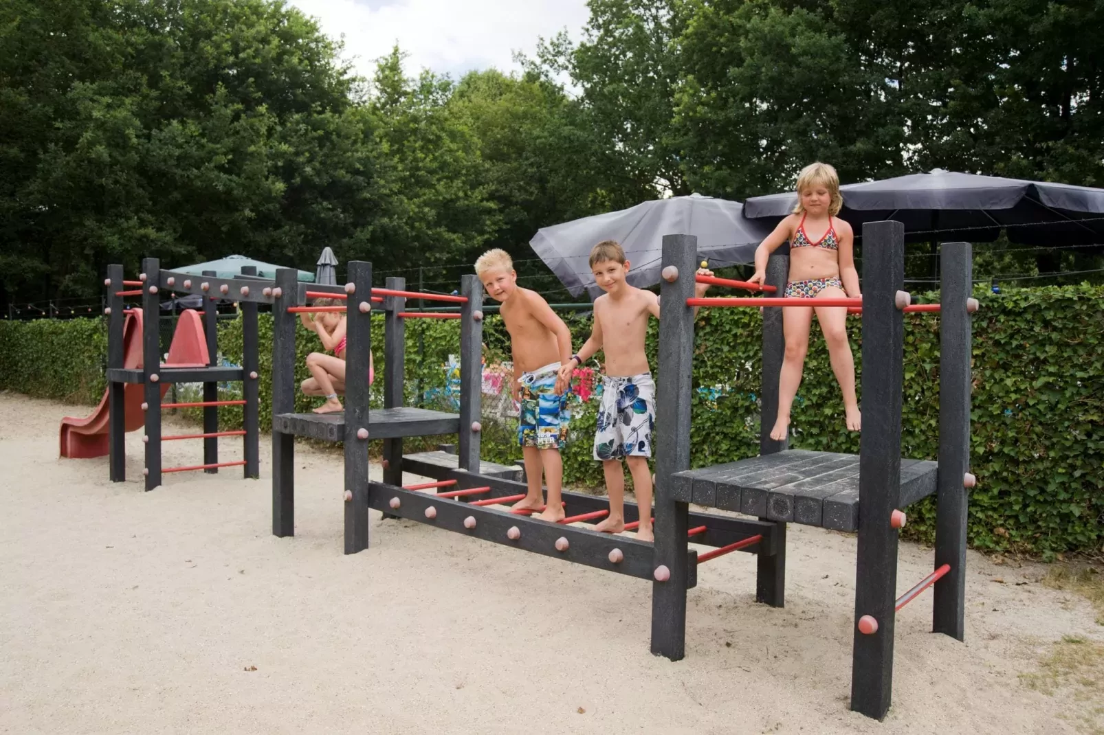 Recreatiepark Duinhoeve 3-Park facilities