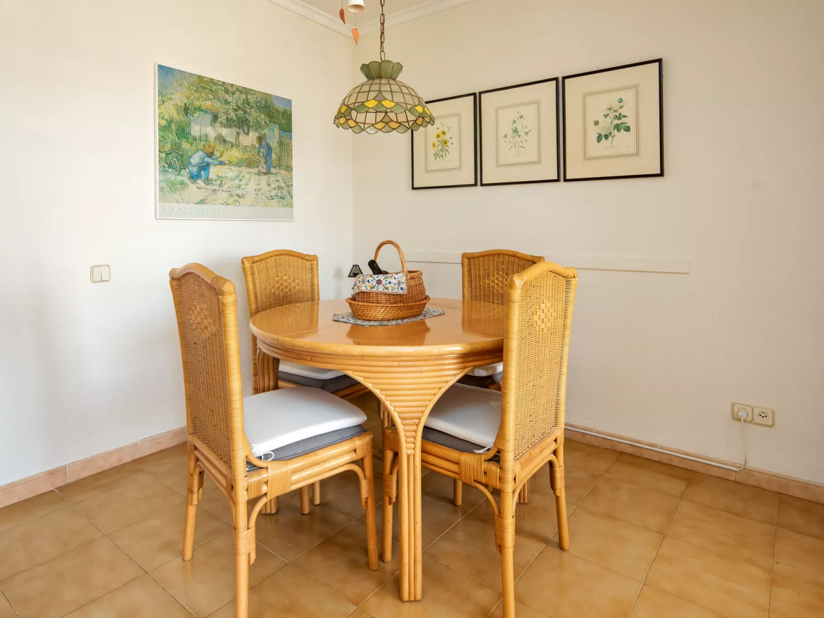 La Isla C12-Inside